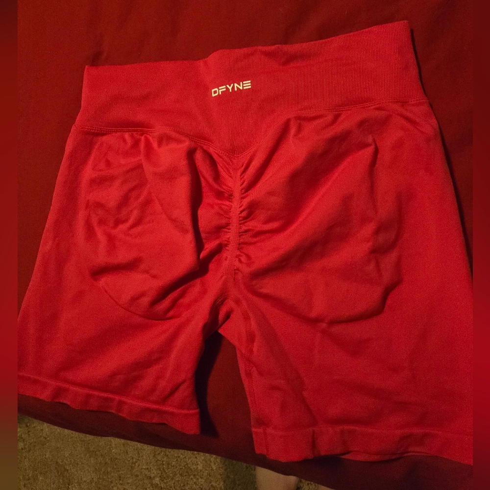 DFYNE Dynamic shorts with scrunch XL